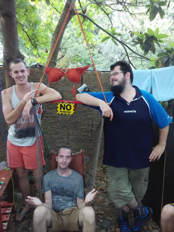Bricks And Bamboo Hostel Anjuna Eksteriør billede