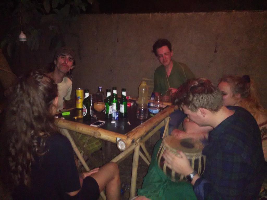 Bricks And Bamboo Hostel Anjuna Eksteriør billede