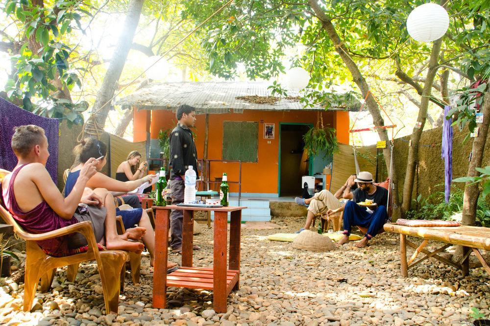 Bricks And Bamboo Hostel Anjuna Eksteriør billede